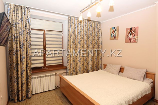 2-room apartment, 15 Shevchenko street