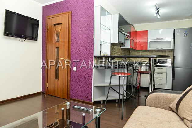2-room apartment for daily rent, ul. Tolepova 7