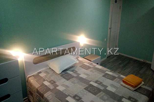 2-roomed apartment by the day, Gogolya str.