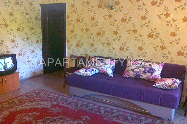 2-room apartment for daily rent, ul. Satpaeva 29