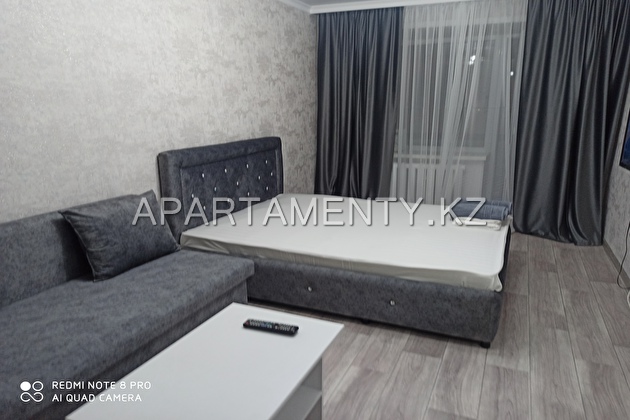 1-room apartment for a day, Karaganda