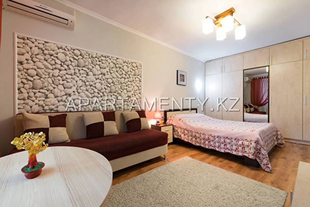 1-room apartment for daily rent, Abaya str., 59