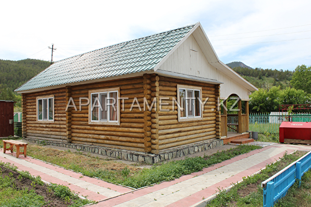 House A (3-bedroom log cabin)