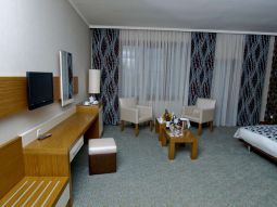 Hotel "Grand Nur Plaza Convention Center" Aktau