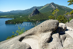 Nature observation desk - Bolektau mountain in Borovoe