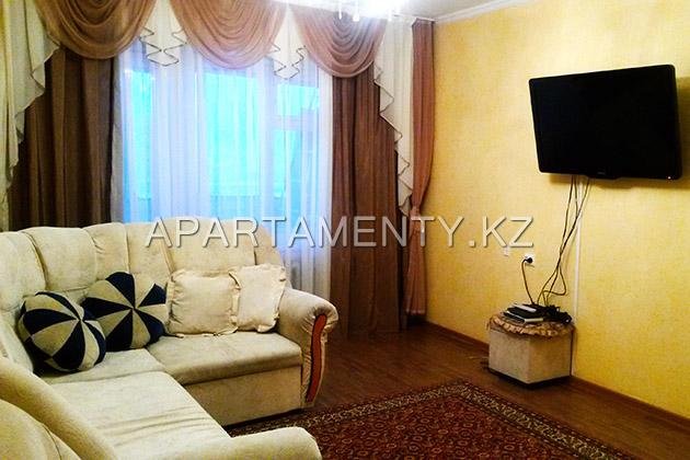 3-room apartment for rent, Kazakhstan str. 70