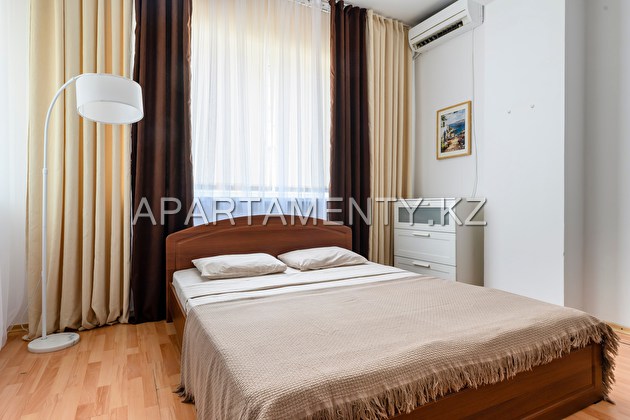 1-room apartment per night, st.Keremet 5