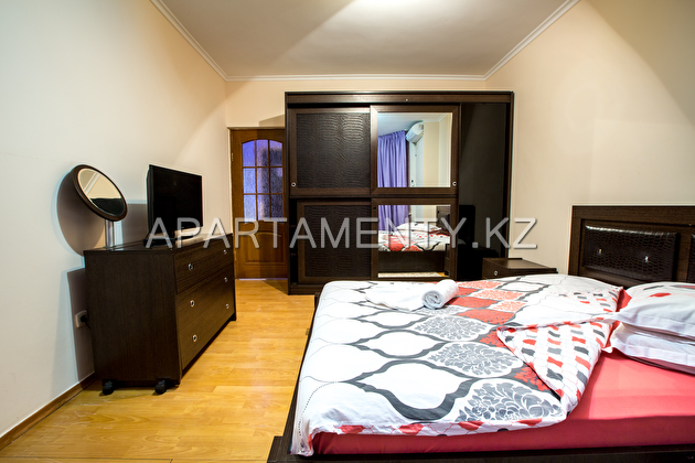 One room apartment by the day Satpayev