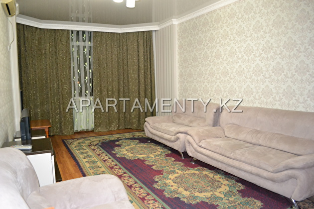 2-roomed apartment by the day in the center of the