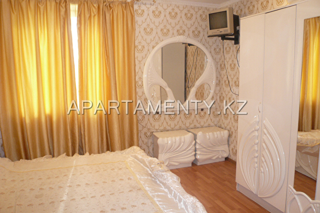 2-room apartment, street Samal-1 d. 33