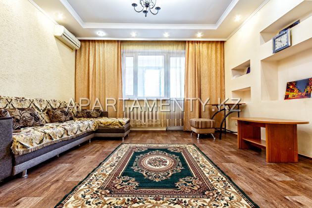 2-комнатная квартира на сутки в Алматы