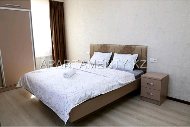 2-room apartment for daily rent, ul. Mametova 54