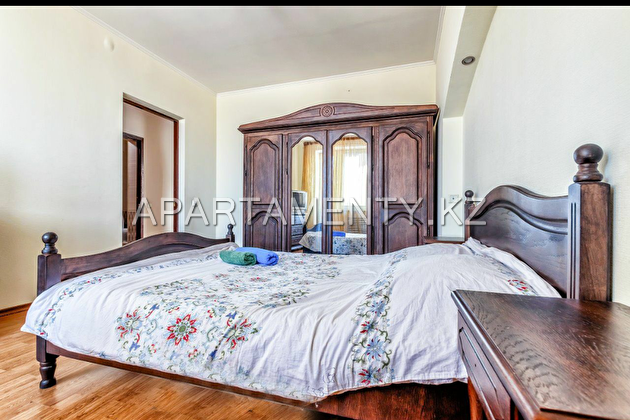 3-room apartment for daily rent, 12 MKR.