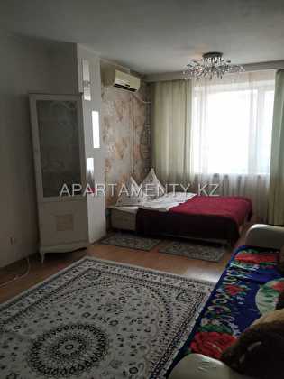 2-комнатная квартира посуточно, Момышұлы 14