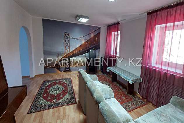 2 комнатная квартира в Петропавловске