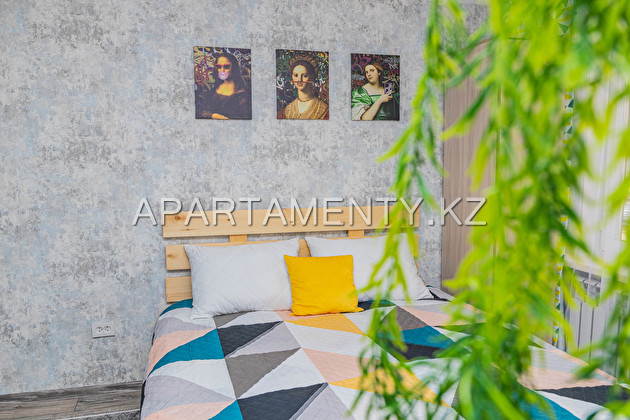 1-room studio apartment for daily rent, Almaty