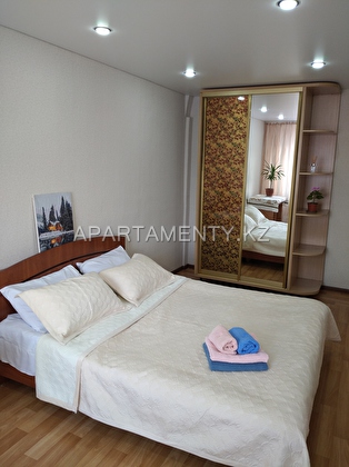 2-room apartment in Ust-Kamenogorsk