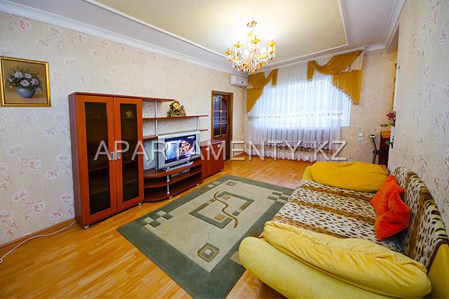 2-room apartment for daily rent, ul. erubaeva 27