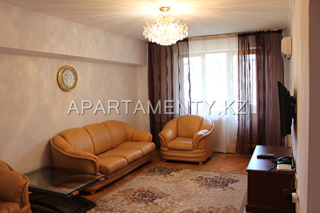 3-room apartment, st. Samal-1 d. 39