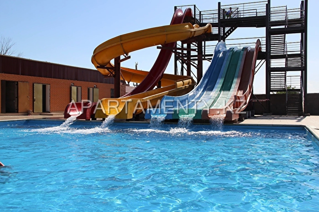 Порно: Орыс қыздары белдіктері бар жігіттерді блят