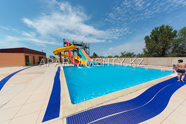 Аквапарктегі жалаңаш бейне Аквапарктегі жалаңаш бейне