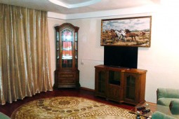 2-комнатные апартаменты в центре Костаная