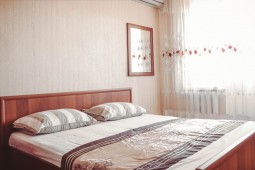 3-комнатная посуточно Уральск