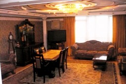 Четырехкомнатная квартира посуточно