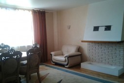 Четырехкомнатная квартира посуточно