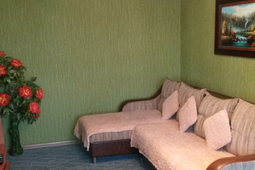 2-bedroom apartment daily