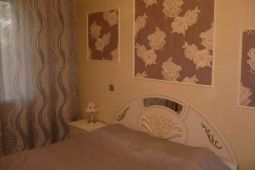 2 room apartment daily