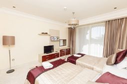 3 bedroom apartments in Grandeur Residences, Palm Jumeirah.