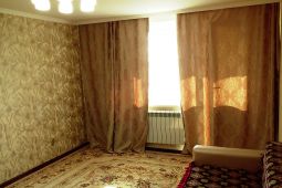 Двухкомнатная квартира на сутки ак.Сатпаева 253