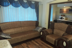 2-bedroom apartment daily