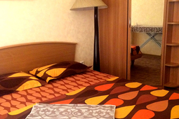 2-bedroom apartment daily