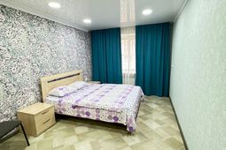 3-комнатная квартира посуточно, ул. Славского  48