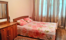 Luxurious two-bedroom apartment in the center