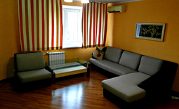 Двухкомнатная квартира в центре!