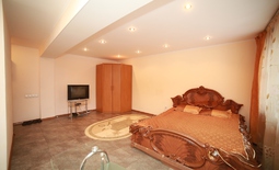 One room apartment by the day Alice 22