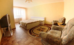 One-roomed apartment by the day Bagheera