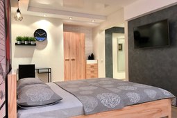 1-комнатная квартира посуточно, ул.Новаторов 11