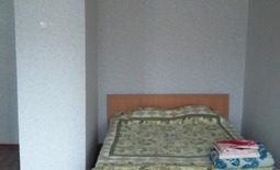 1-комнатная квартира посуточно, пр.Аль-Фараби 36