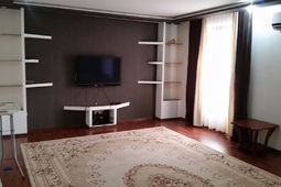 3-roomed apartment by the day, st. Satpaev d.32