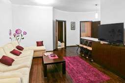 3-roomed apartment by the day, st. Navoiy д. 208