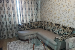 2-комнатная квартира посуточно, мкр. 7