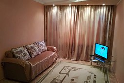 2-х комнатная в Центре (площадь).