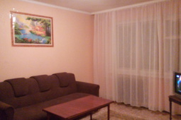 1-roomed apartment by the day, center