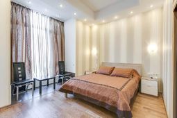 2-roomed apartment by the day, ul.Navoi 208/2