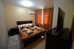 1-room apartment for daily rent in the center of U