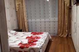 3-комнатная квартира посуточно, 12 мкр.